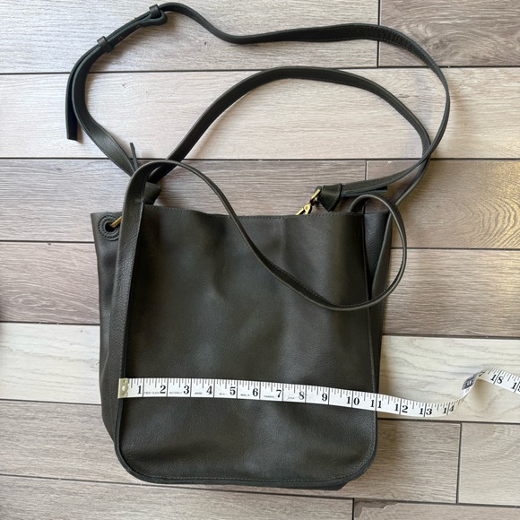 Madewell Green Tote Bag with Dual Handles and Structured Design - Picture 6 of 11